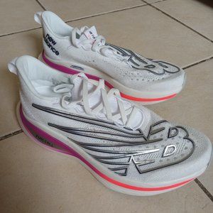 New balance FuelCell SuperComp Elite - Womens Size 7.5
